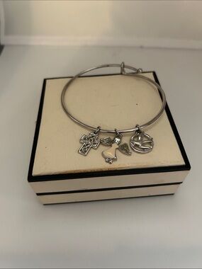 Inspirational charm bracelet polish silver expandable cross angel dove